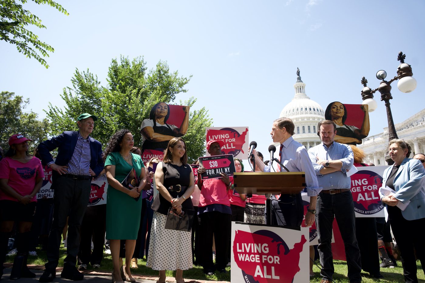 Wide view of the Senate launch at the East Front of the U.S. Capitol with the Capitol dome in the background