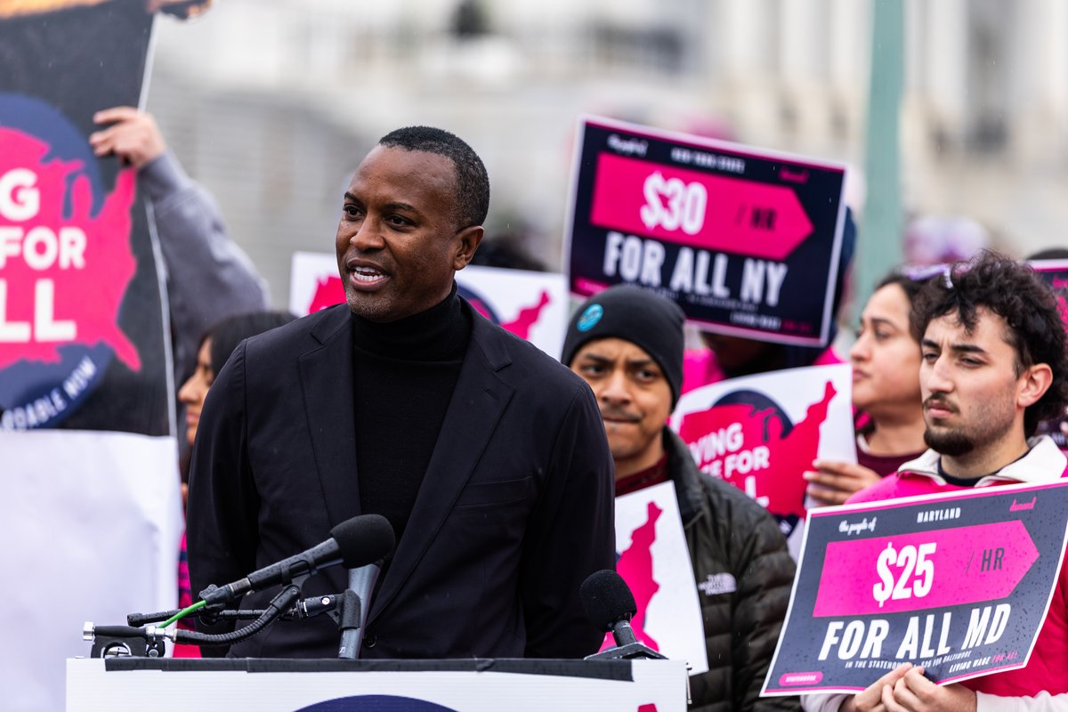 Michael McAfee, President of PolicyLink and Living Wage For All Steering Committee member, speaking at the bill introduction